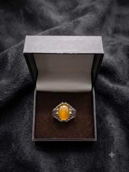 Royal Citrine-Gold Yemeni Aqeeq Ring
