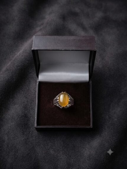 Imperial Yellow Yemeni Aqeeq Ring