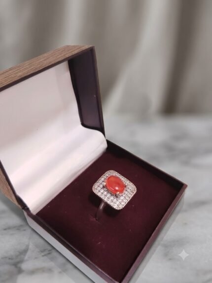 Geometric Cushion Halo Red Aqeeq (Carnelian Agate) Ring