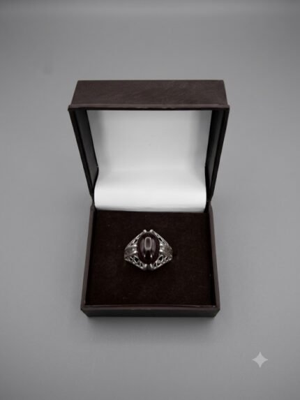 Filigree Lattice Yemeni Dark Red Aqeeq Ring