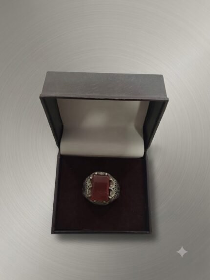 Rectangular Flat-Top Yemeni Red Aqeeq Signet Ring