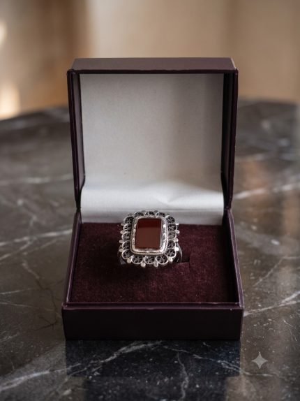 Vintage Rectangular Yemeni Aqeeq Filigree