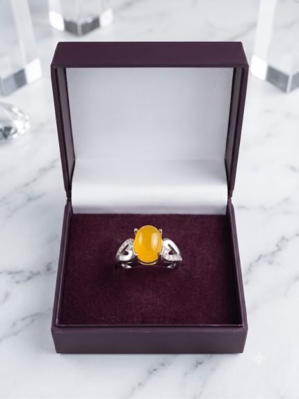 Luminous Yellow Aqeeq Twin Heart Ring