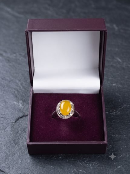 Vintage Milgrain Oval Yellow Aqeeq Halo Ring
