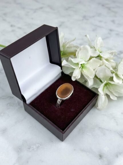 Aqeeq-e-Yemeni Ring with Khak-e-Shifa & Hirz-e-Jawad